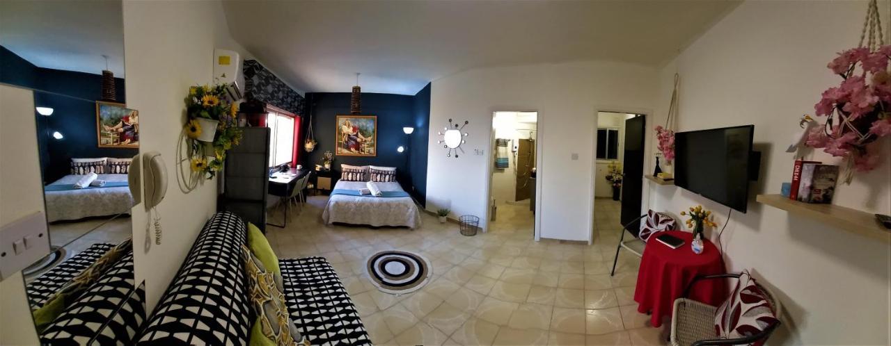Artemis Boutique Apartment 2 Лимасол Экстерьер фото